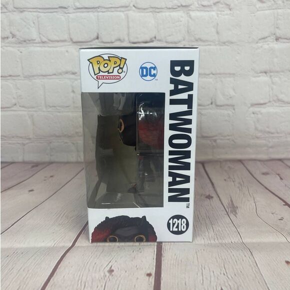 Funko Pop! Television - DC Comics - Batwoman - Funko Exclusive #1218 - Picture 3 of 6
